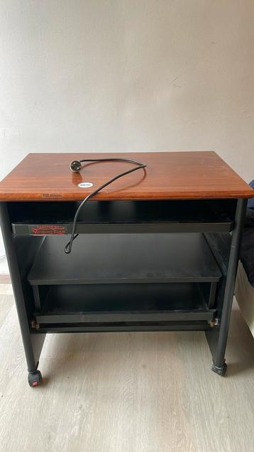 Computer tafel goede staat, Enlèvement, Utilisé