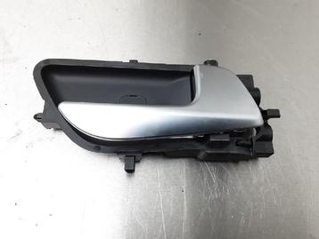 PORTIERGREEP BUITEN RECHTS VOOR Hyundai i20 (GBB) beschikbaar voor biedingen