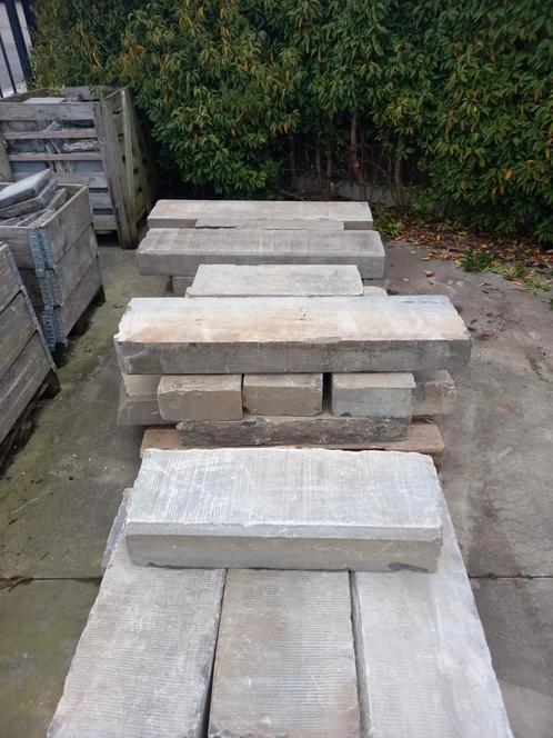 40 lopende meter oude straatborduren, arduinen boordstenen, Tuin en Terras, Bielzen en Borduren, Gebruikt, Ophalen