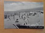 Plaisirs sur la plage en Italie, Torre del Lago, Spiaggia,, Collections, Cartes postales | Étranger, Italie, Non affranchie, 1940 à 1960