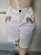Witte short Street One maat 32, Kleding | Dames, Broeken en Pantalons, Ophalen of Verzenden, Zo goed als nieuw