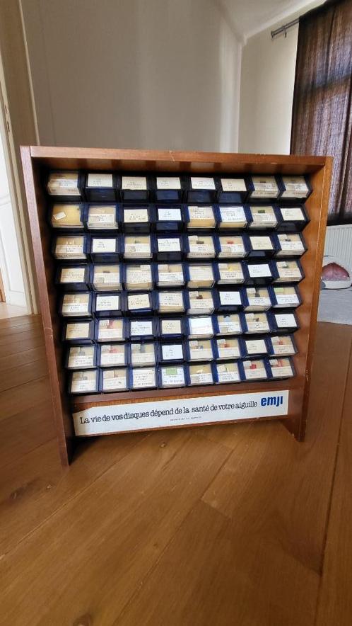 „EMJI” -display met vervangende naalden/Zeldzaam, Muziek en Instrumenten, Dj-sets en Draaitafels, Gebruikt, Ophalen