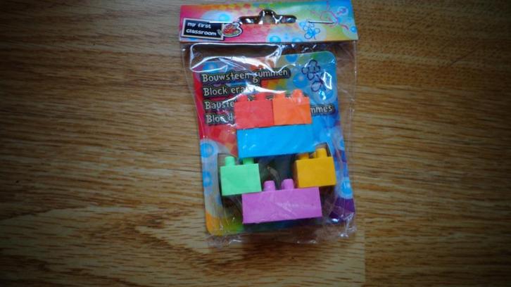 gommen (6 stuks)-in de vorm van bouwstenen-VERPAKT-NIEUW!, Kinderen en Baby's, Overige Kinderen en Baby's, Nieuw, Ophalen