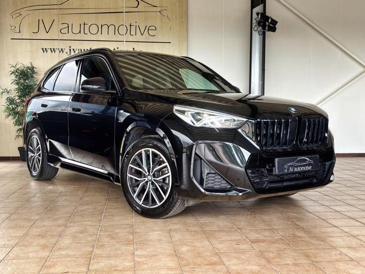 BMW X1 sDrive18i - 2023 - 42.500km - M-PACK, Auto's, BMW, Bedrijf, X1, ABS, Achteruitrijcamera, Airbags, Airconditioning, Alarm