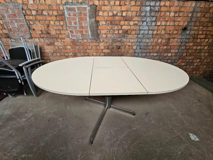Vintage uitschuifbare ovale tafel in Knoll-stijl, Antiek en Kunst, Antiek | Meubels | Tafels, Ophalen