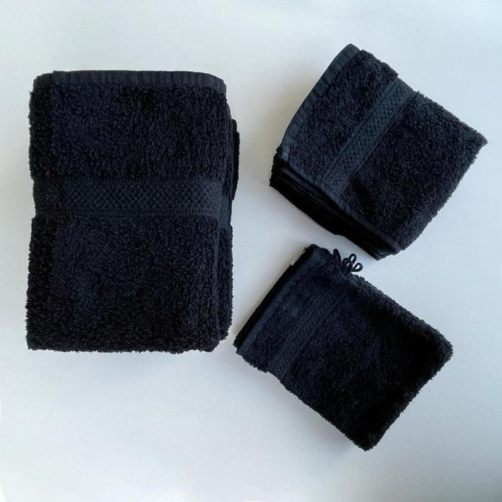 Zwarte handdoeken Hema, Huis en Inrichting, Badkamer | Badtextiel en Accessoires, Handdoek, Zwart, Ophalen of Verzenden