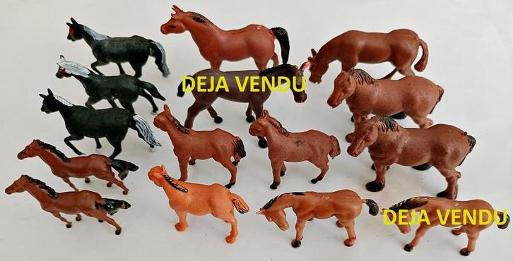 Lot de 13 figurines de chevaux miniatures, Verzamelen, Beelden en Beeldjes, Zo goed als nieuw, Dier, Ophalen of Verzenden