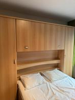 Bed met brugkast , latoflex en 2enkele  matrassen, Huis en Inrichting, Slaapkamer | Bedden, Ophalen, Gebruikt, Beige, Tweepersoons