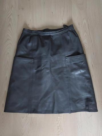 Lederen rok, Enlèvement ou Envoi, Comme neuf, Taille 38/40 (M)
