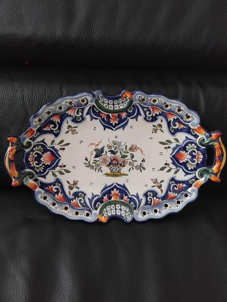 Plat ovale Rouen. 19 ém., Antiquités & Art, Antiquités | Céramique & Poterie, Enlèvement ou Envoi