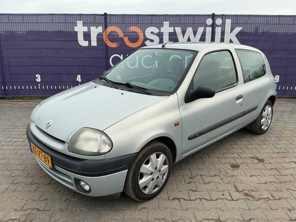 1999 - Renault - Clio - 1.2 RN - Voiture particulière, Autos, Renault, Entreprise, Clio, Essence, Euro 2, Hatchback, Occasion