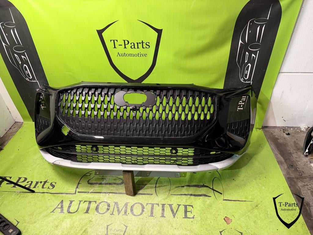 Pare-chocs avant Audi Q5 8MA ( partir de 2025), Pare-chocs, AUDI AG, Auto-Union-Strasse 1
85045  Ingolstadt, DE, Audi