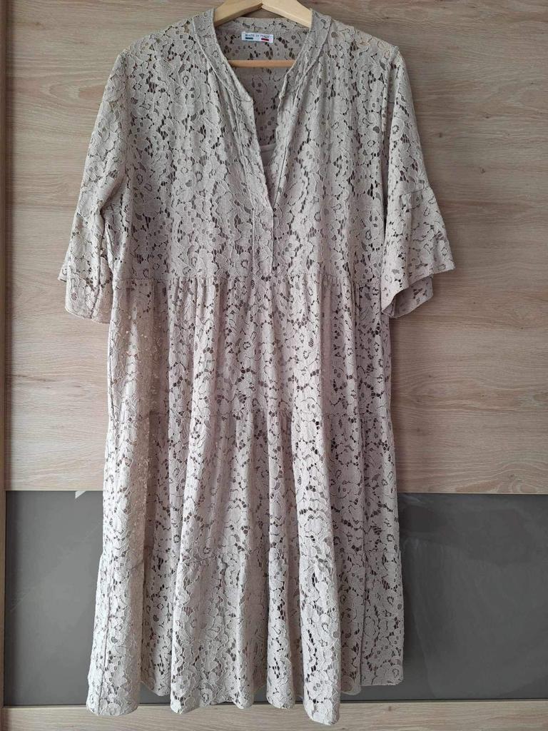 Jurk TU, Kleding | Dames, Jurken, Ophalen of Verzenden, Zo goed als nieuw, Beige, Knielengte