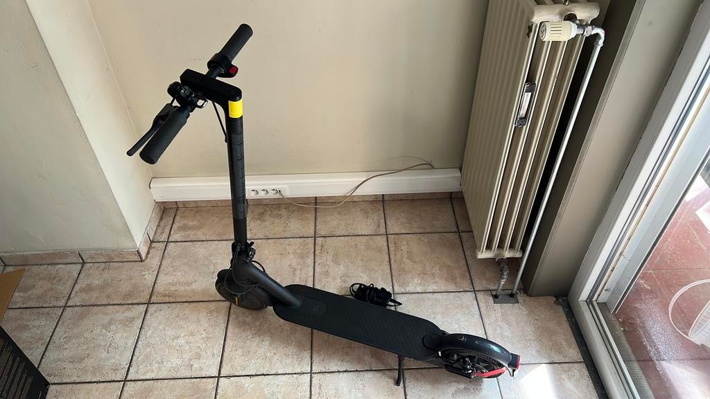 mi pro 2 elektrische scooter, Fietsen en Brommers, Steps, Ophalen, Gebruikt, Elektrische step (E-scooter)