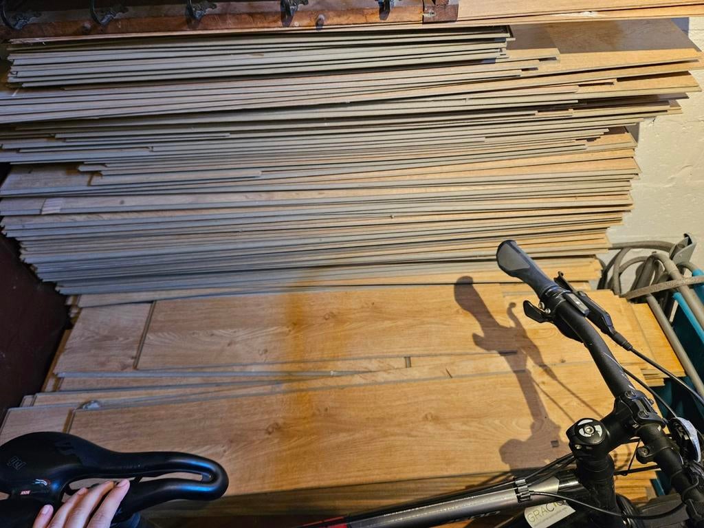 Quick step, Bricolage & Construction, Bois & Planches, Enlèvement, Utilisé