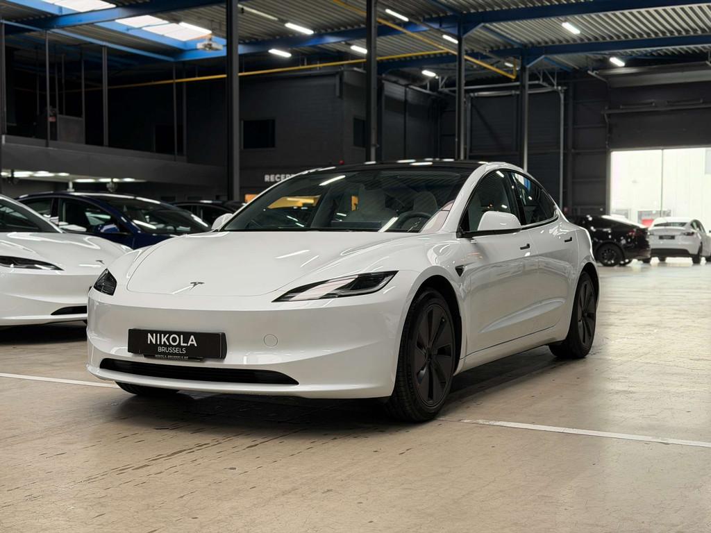 Tesla Model 3 HIGHLAND PREMIUM - RWD - HIGHWAY AUTOPILOT, Autos, Tesla, 513 km, Achat, 261 ch, 4 portes