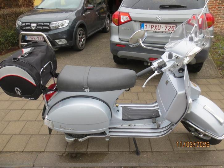 ZGAN Mooie Vespa PX-125, Motoren, Motoren | Piaggio, Particulier, Scooter, 11 kW of minder, 1 cilinder, Ophalen