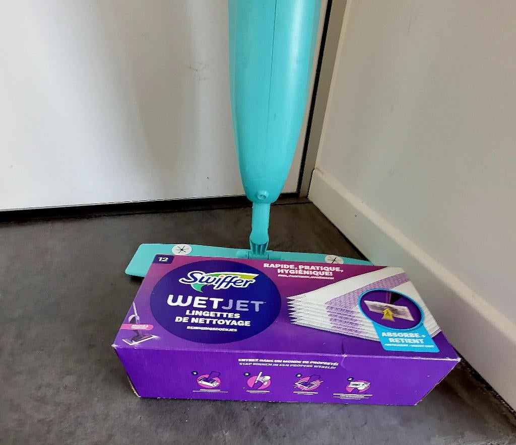 Wetjet swiffer + nieuwe doos doekjes, Huis en Inrichting, Schoonmaakartikelen, Ophalen, Mop of Dweil