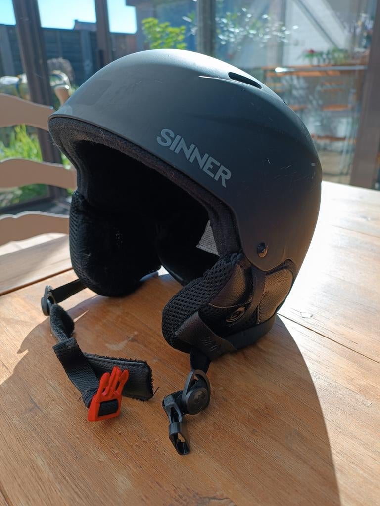 Skihelm SINNER, Sport en Fitness, Ophalen
