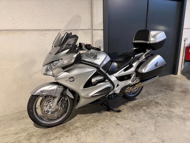 Honda ST1300 Pan european in topstaat, Motos, Motos | Honda, Entreprise, Tourisme, plus de 35 kW