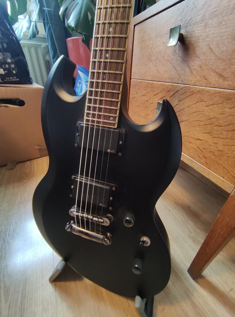 ESL LTD Viper Baritone 400, Ophalen