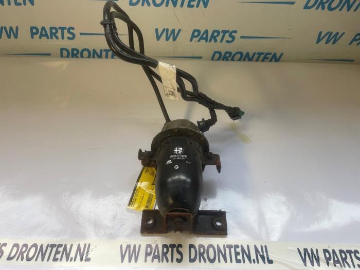 Brandstoffilterhuis van een Alfa Romeo Stelvio, Auto-onderdelen, Filters, Alfa Romeo, Gebruikt, 3 maanden garantie, Ophalen of Verzenden