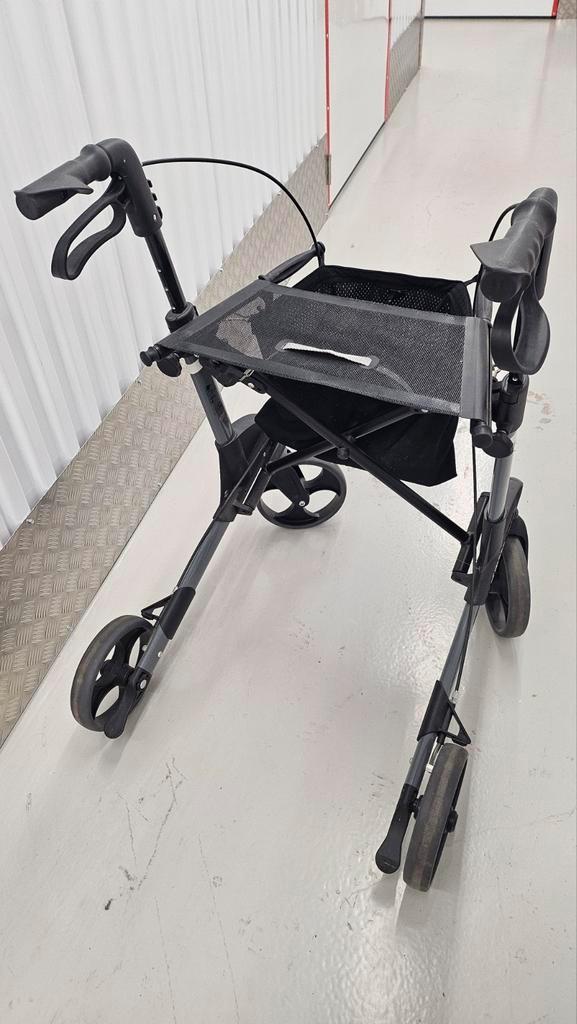 Topro Troja M rollator – lichtgewicht kwaliteitsrollator, Diversen, Rollators, Zo goed als nieuw, Lichtgewicht, Opvouwbaar, Ophalen