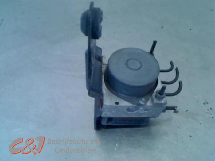 Pompe ABS d'un Renault Kangoo, Renault, -, 3 mois de garantie, Utilisé