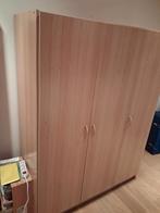 Kleerkast, Enlèvement