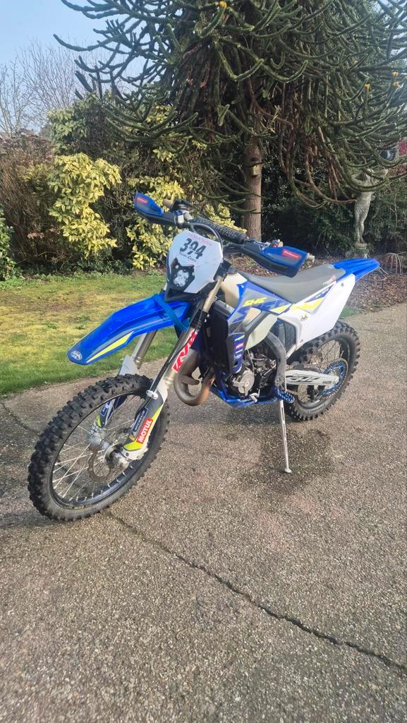 Sherco 125 cc 2t  ENDURO bouwjaar 2023 in goede staat, Fietsen en Brommers, Brommers | Crossbrommers, Gebruikt, Ophalen