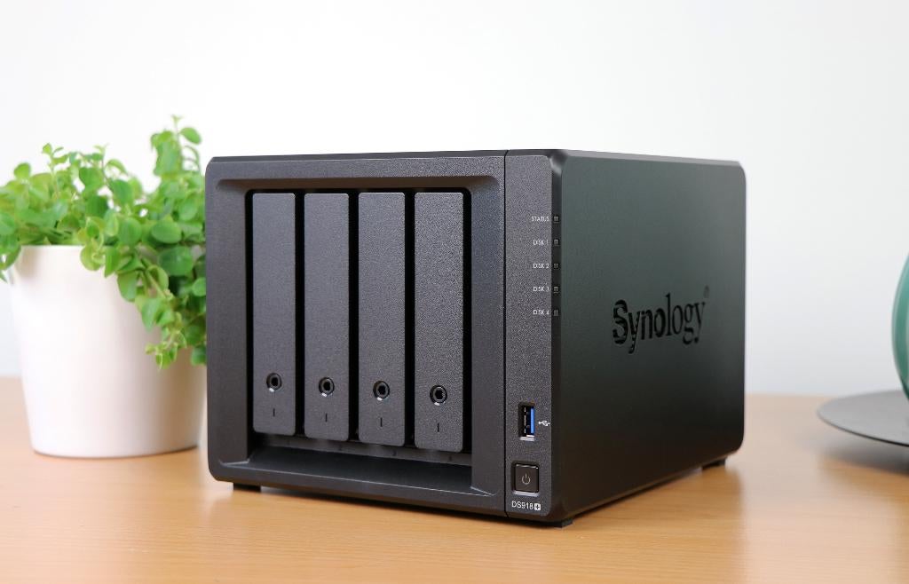 Synology DiskStation DS918+(16gb ram), Computers en Software, NAS, Zo goed als nieuw, Ophalen of Verzenden
