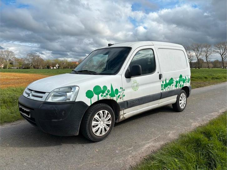 Citroën Berlingo 1.6 hdi en bon état de marche, Autos, Camionnettes & Utilitaires, Particulier, Caméra de recul, Citroën, Diesel