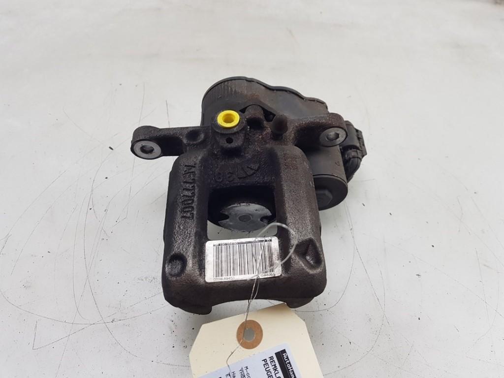 REMKLAUW RECHTS ACHTER Partner (EA / / EF / EN / EU), Robert Bosch AG, Gebruikt, Robert-Bosch-Allee 1
74232  Abstatt, DE, Engineering@bosch.com