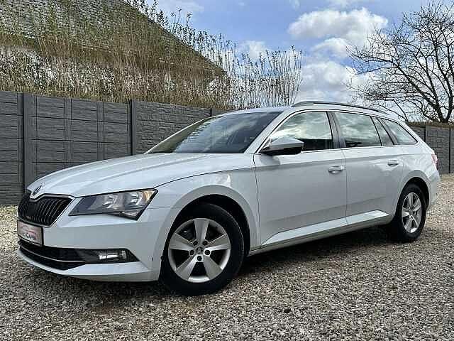 SKODA Superb Combi SW 1.6 CR TDi Ambition, 87 kW, 109 g/km, Te koop, Wit