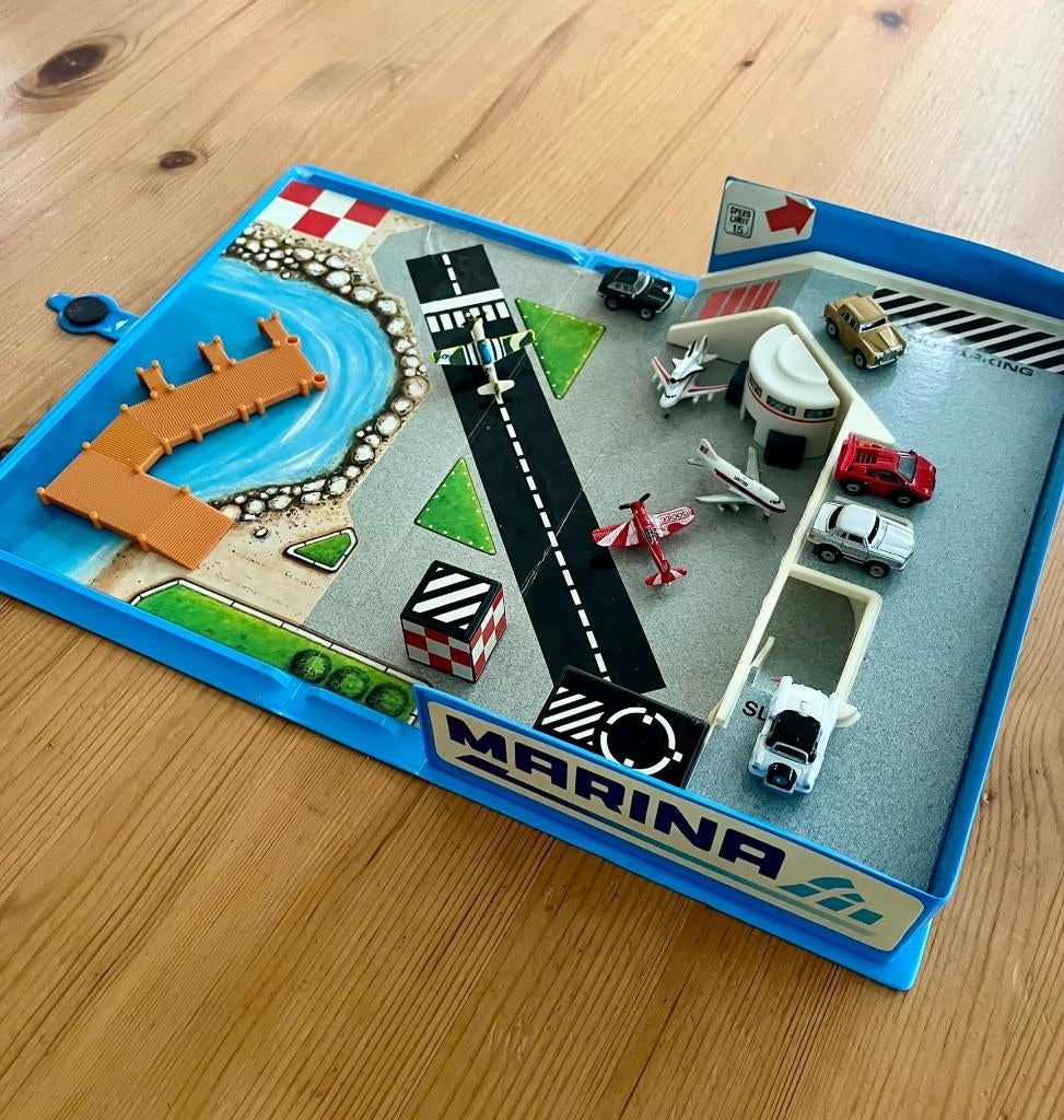 Vintage Galoob Micro Machines Airport Marina – jaren 80/90, Verzamelen, Speelgoed, Ophalen of Verzenden, Gebruikt