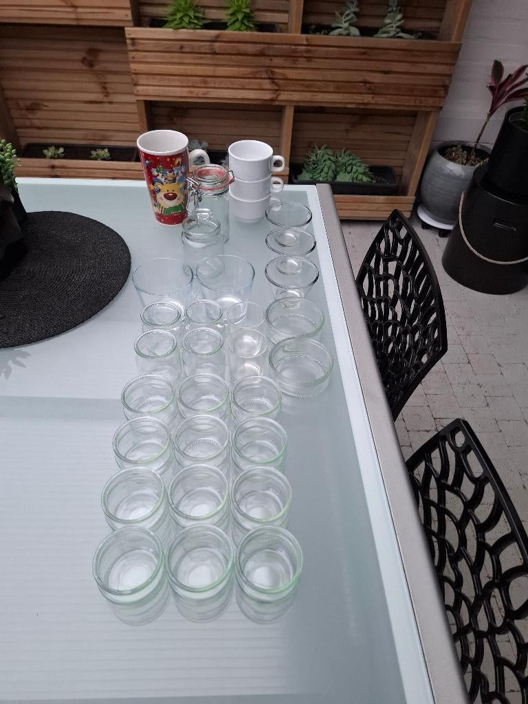 Gratis glazen potjes, 3 koffietassen en grote drinktas, Enlèvement, Neuf, Autres types