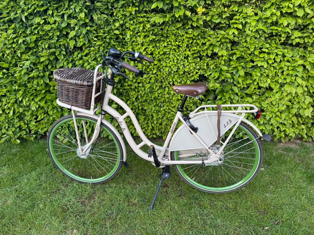 Sparta lola jo damesfiets, Fietsen en Brommers, Ophalen, Zo goed als nieuw, Sparta, Versnellingen