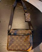 Louis vuitton, Ophalen