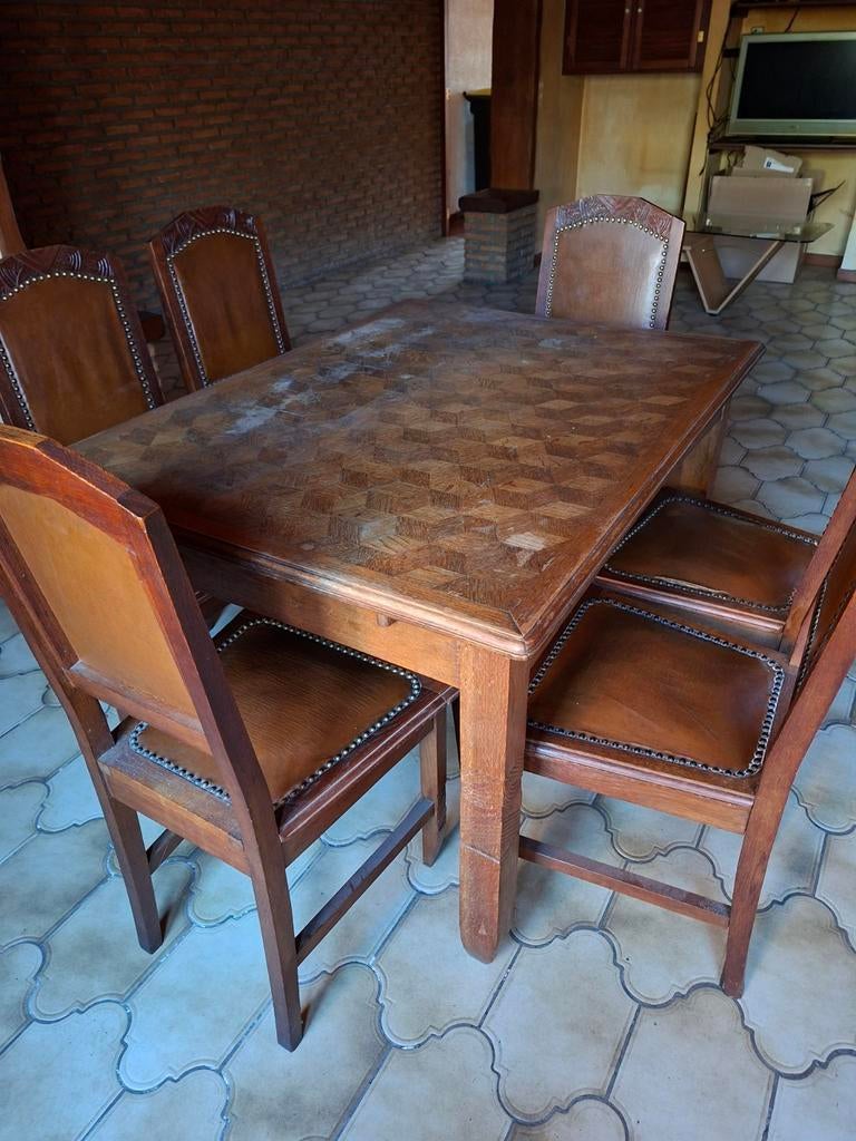 Salle a manger : table, 2 meubles, 6 chaises (à rénover), Enlèvement