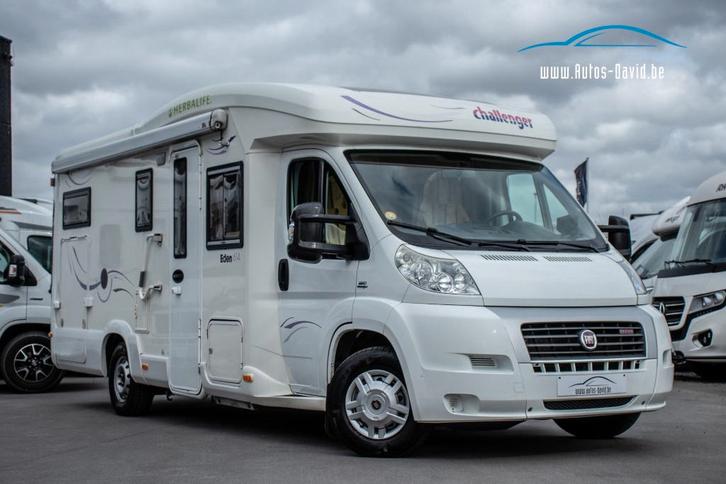 Challenger Eden 614 4 Lits /PANNEAU SOLAIRE/TV/DOUCHE, Caravanes & Camping, Camping-cars, Entreprise, jusqu'à 4, Semi-intégral