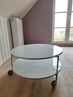 Ronde tafel, Enlèvement, Verre
