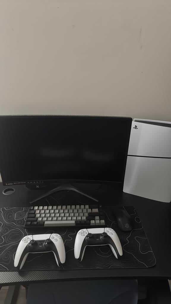 Ps5 + 2 controllers + logitech muis en keyboard, Enlèvement, Neuf, Playstation 5 Digital