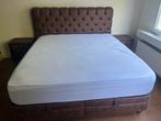 Lit double confortable avec matelas, Enlèvement, Bois, 200 cm