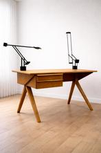 EB02 bureau van Cees Braakman voor Pastoe, 1952, Ophalen