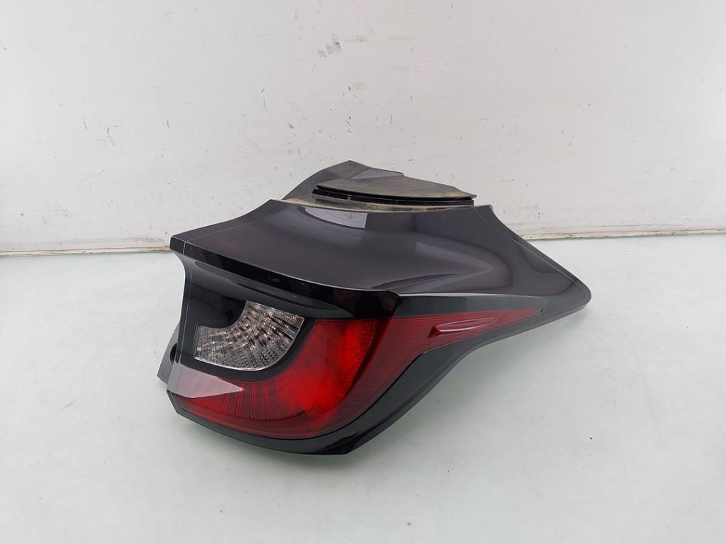 FEU ARRIÈRE DROIT Toyota Yaris IV (P21 / PA1 / PH1), Kundenbetreuung@toyota.de, Toyota, Utilisé, Toyota-Allee 2
50858  Köln, DE