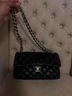 chanel bag, Handtassen en Accessoires, Tassen | Damestassen, Ophalen, Zo goed als nieuw, Zwart