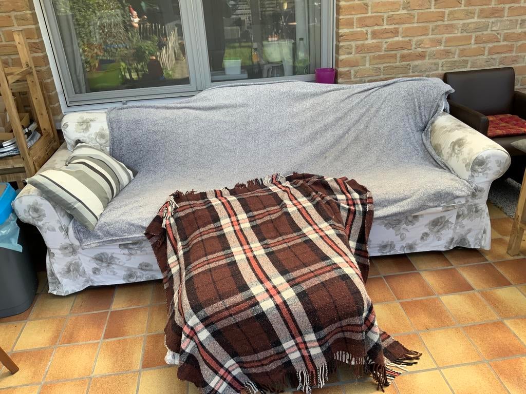 Hoeksalon ikea gratis, Ophalen, Gebruikt