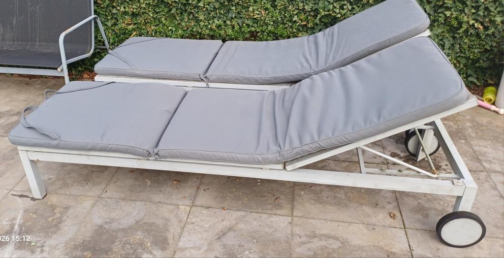 Set van 2 VINCI Aluminium ligbedden + bijhorende kussens, Jardin & Terrasse, Enlèvement, Utilisé, Aluminium, Réglable