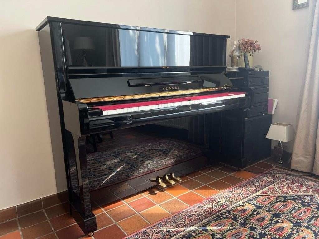 Piano Yamaha U1, Musique & Instruments, Brillant, Comme neuf, Enlèvement, Piano