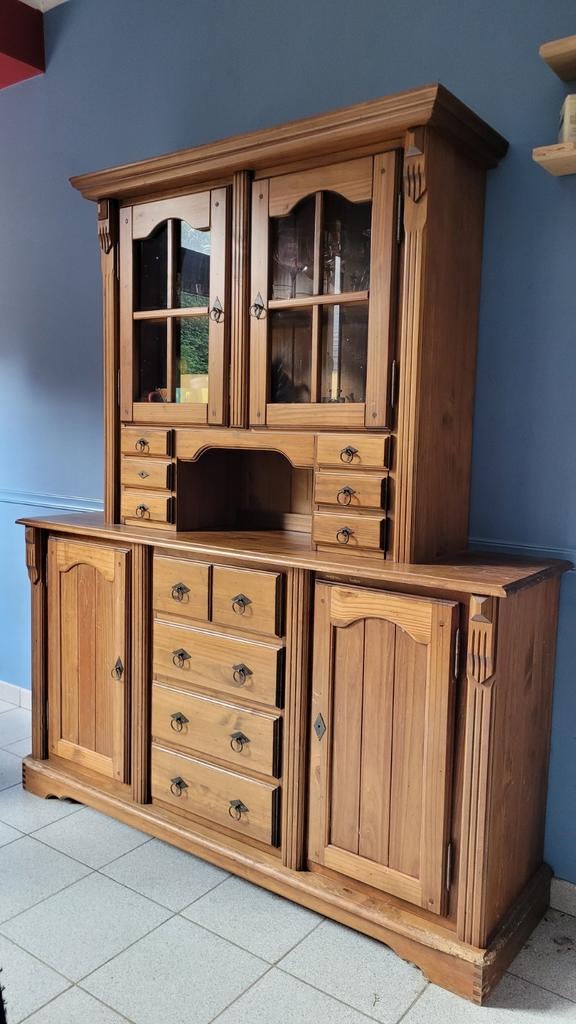 Vitrinekast, Ophalen